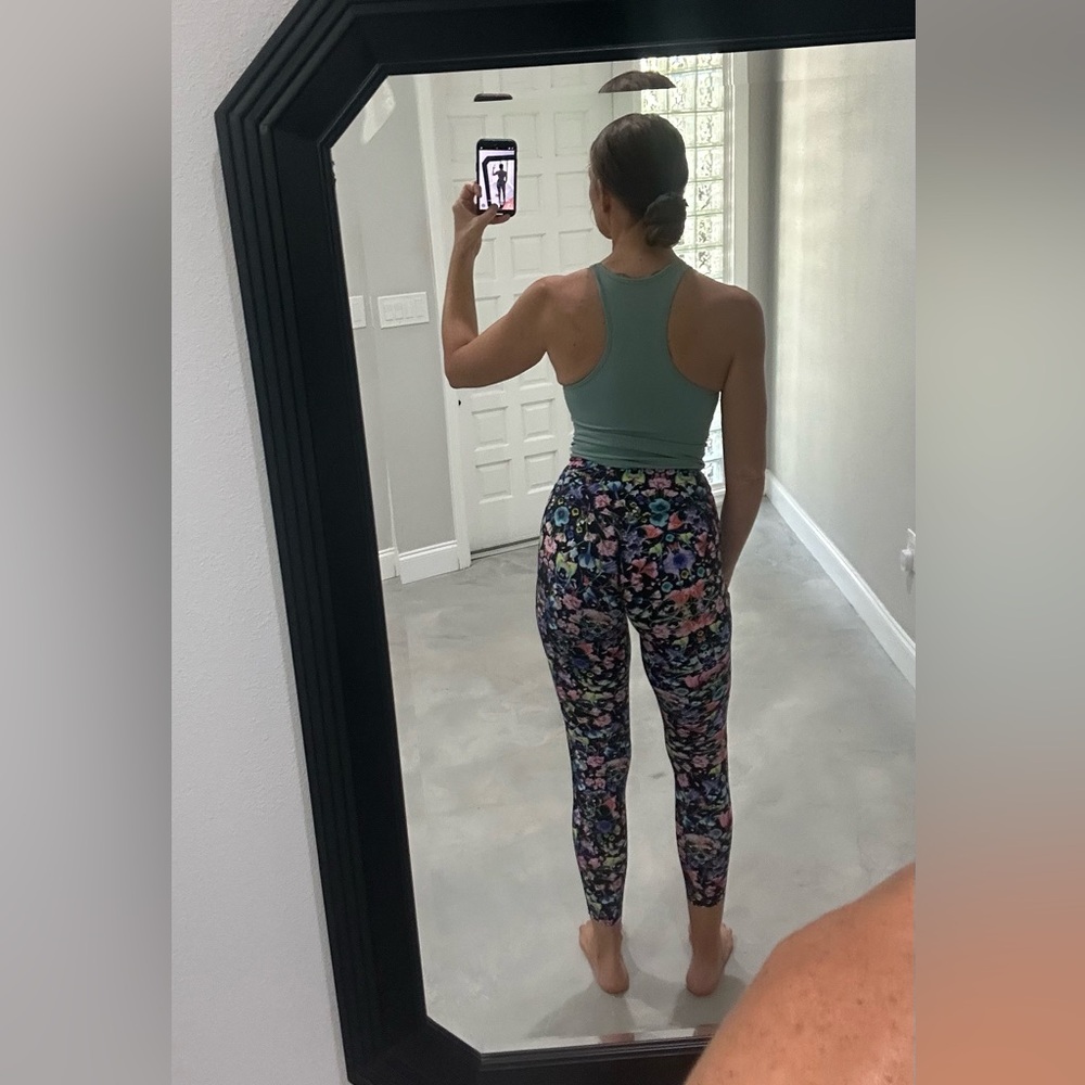 Floral Lululemon leggings size 6.